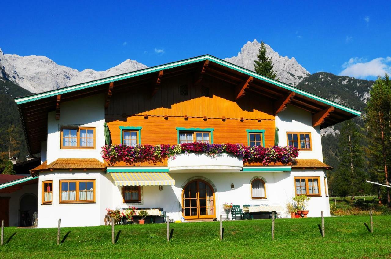 Ferienwohnung Simair Санкт-Ульрих-ам-Пиллерзее Экстерьер фото